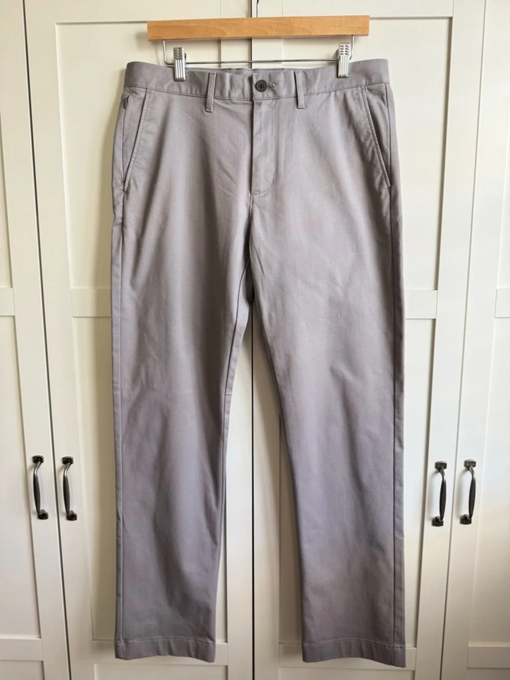 J.Crew Factory Straight-Fit TruTemp365® Chino Pant in Grey Size 32x32